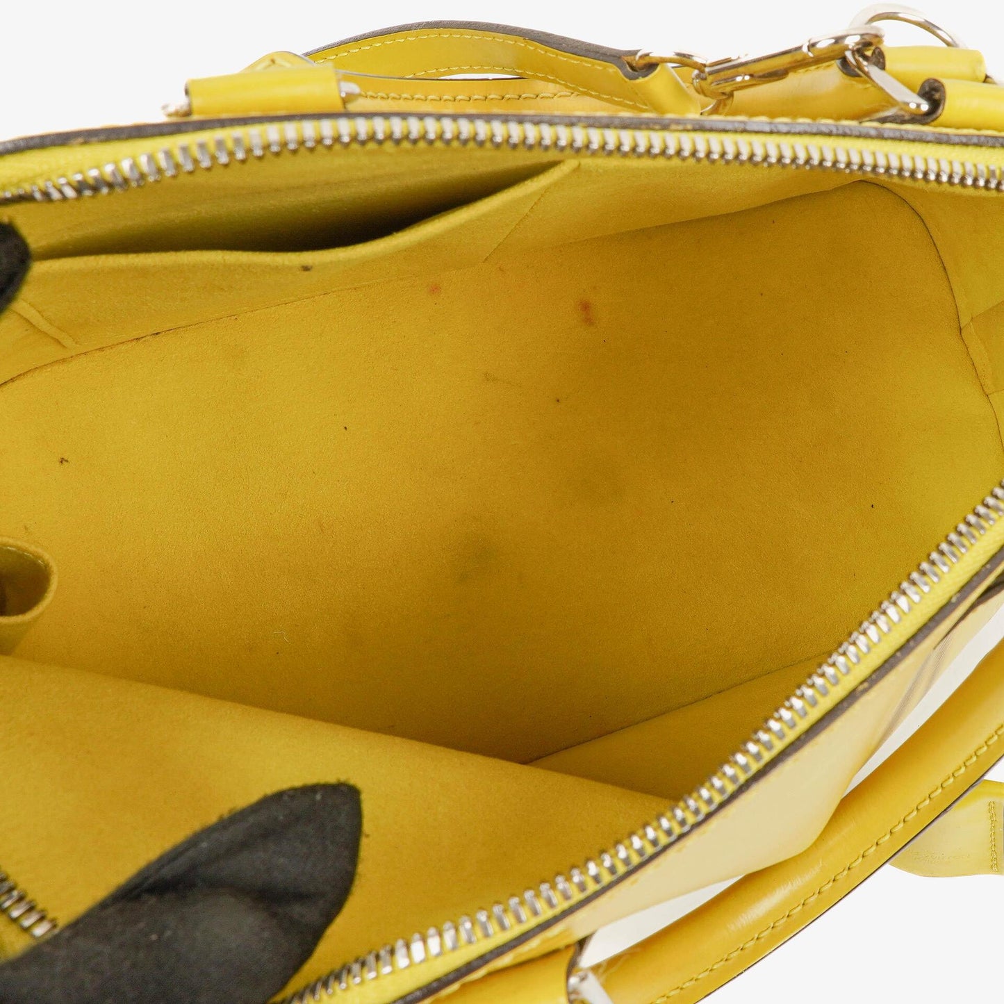Louis Vuitton Alma PM Handtasche aus Pistache Epi Leder
