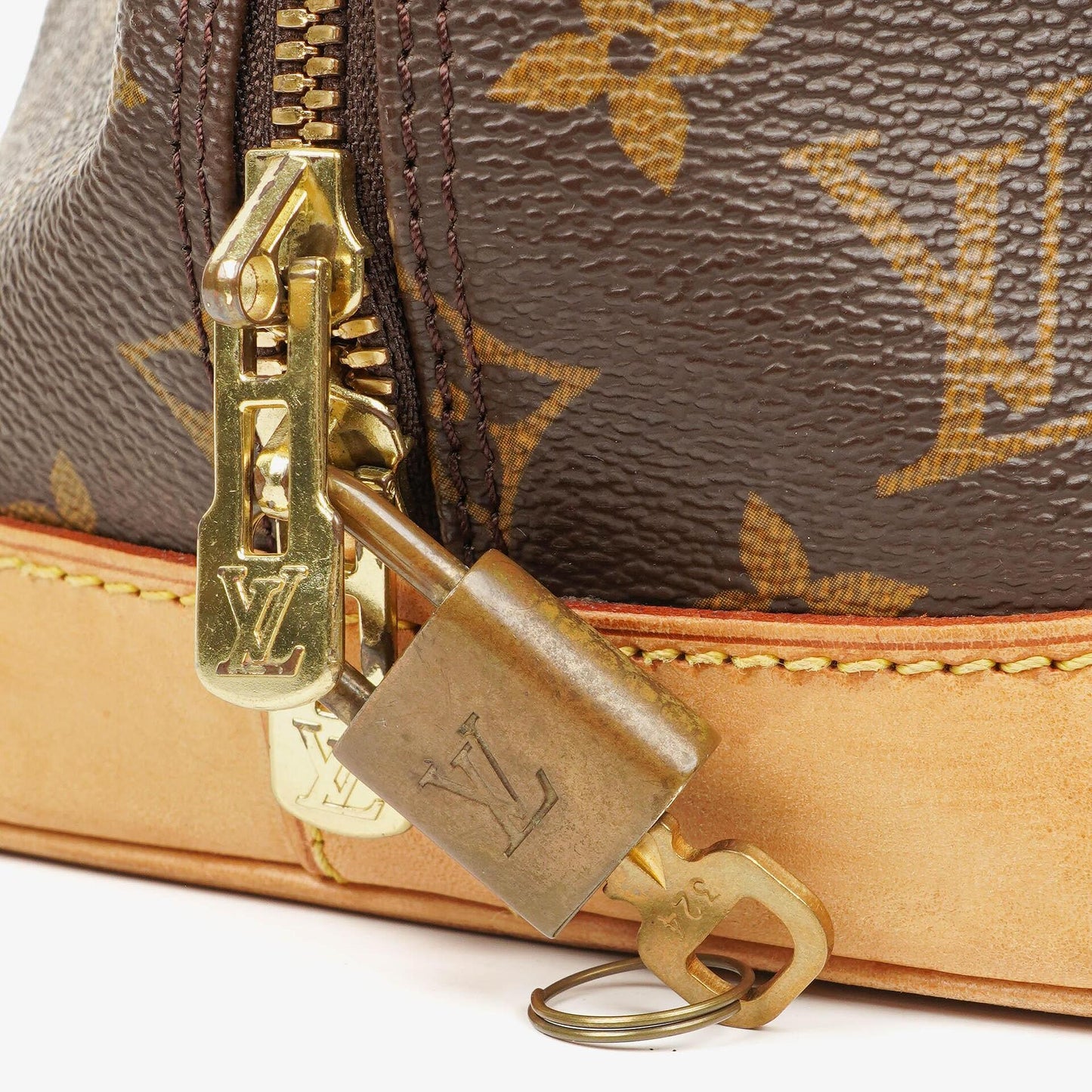 Louis Vuitton Alma PM Handtasche aus Monogram Canvas
