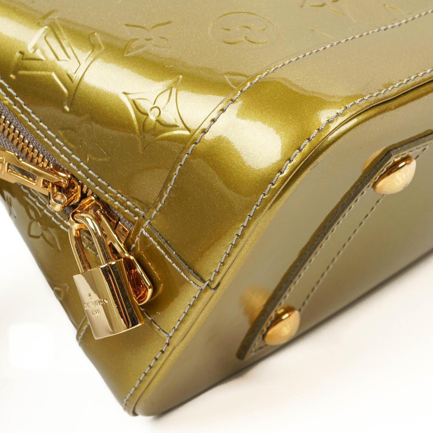 Louis Vuitton Alma PM Handtasche aus Monogram Vernis Leder