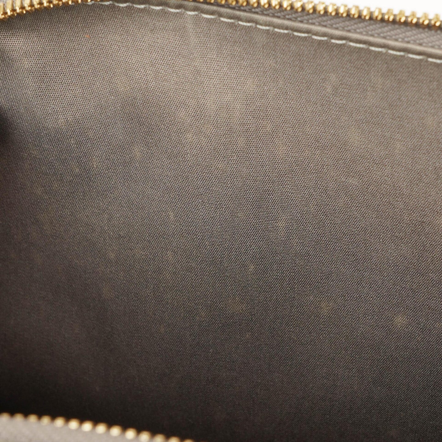 Louis Vuitton Alma PM Handtasche aus Monogram Vernis Leder