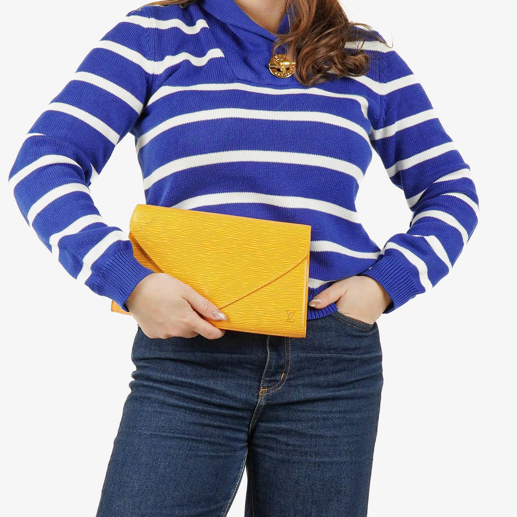 Louis Vuitton Art-Deco Clutch aus gelbem Epi Leder