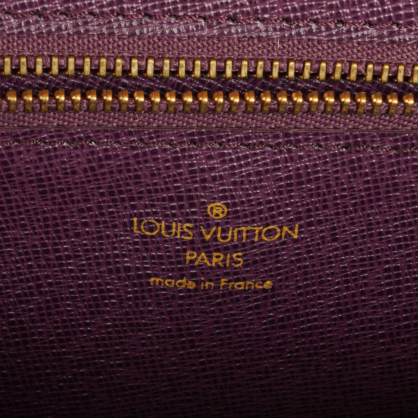 Louis Vuitton Art-Deco Clutch aus gelbem Epi Leder