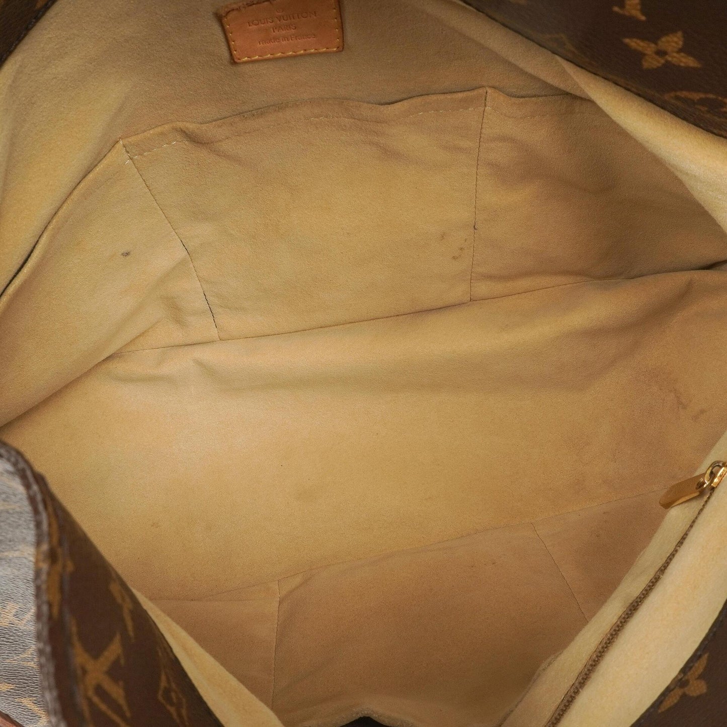 Louis Vuitton Artsy MM Tasche aus Monogram Canvas