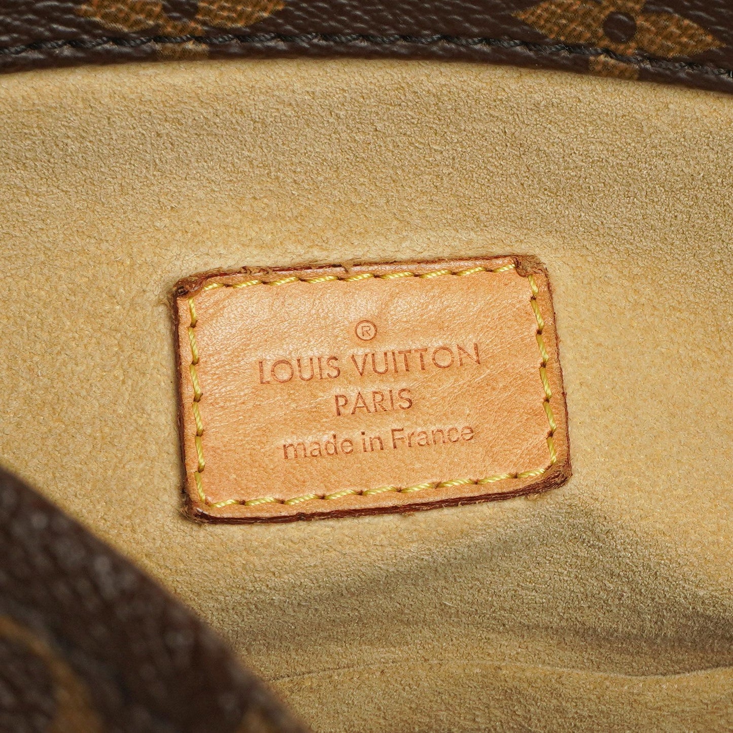 Louis Vuitton Artsy MM Tasche aus Monogram Canvas