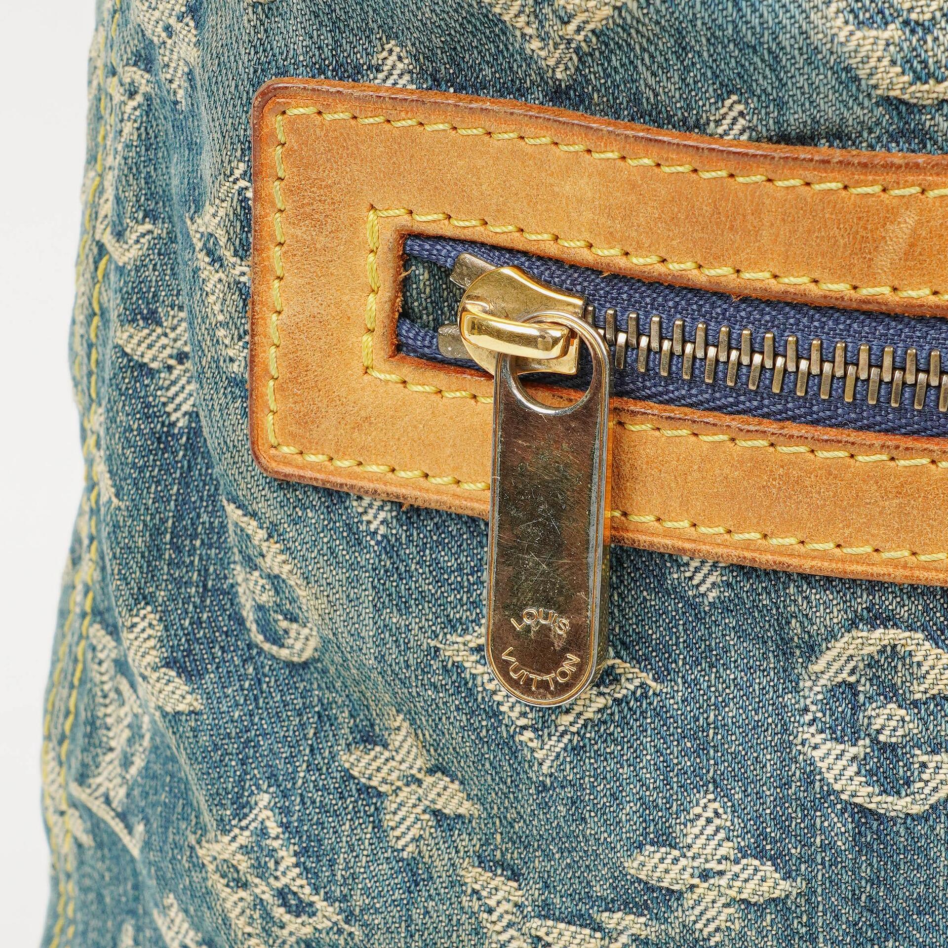 Louis Vuitton Baggy GM Schultertasche aus Monogram Denim