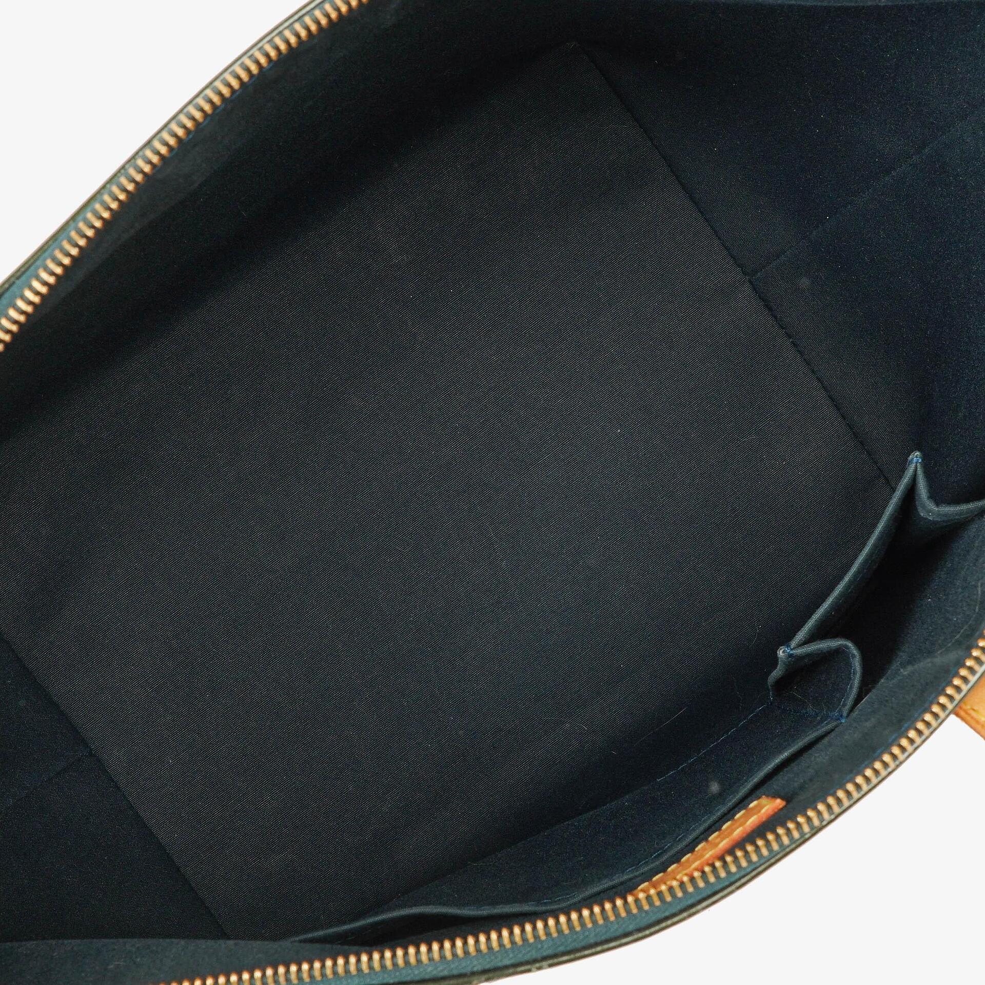 Louis Vuitton Bellevue Handtasche aus Monogram Vernis
