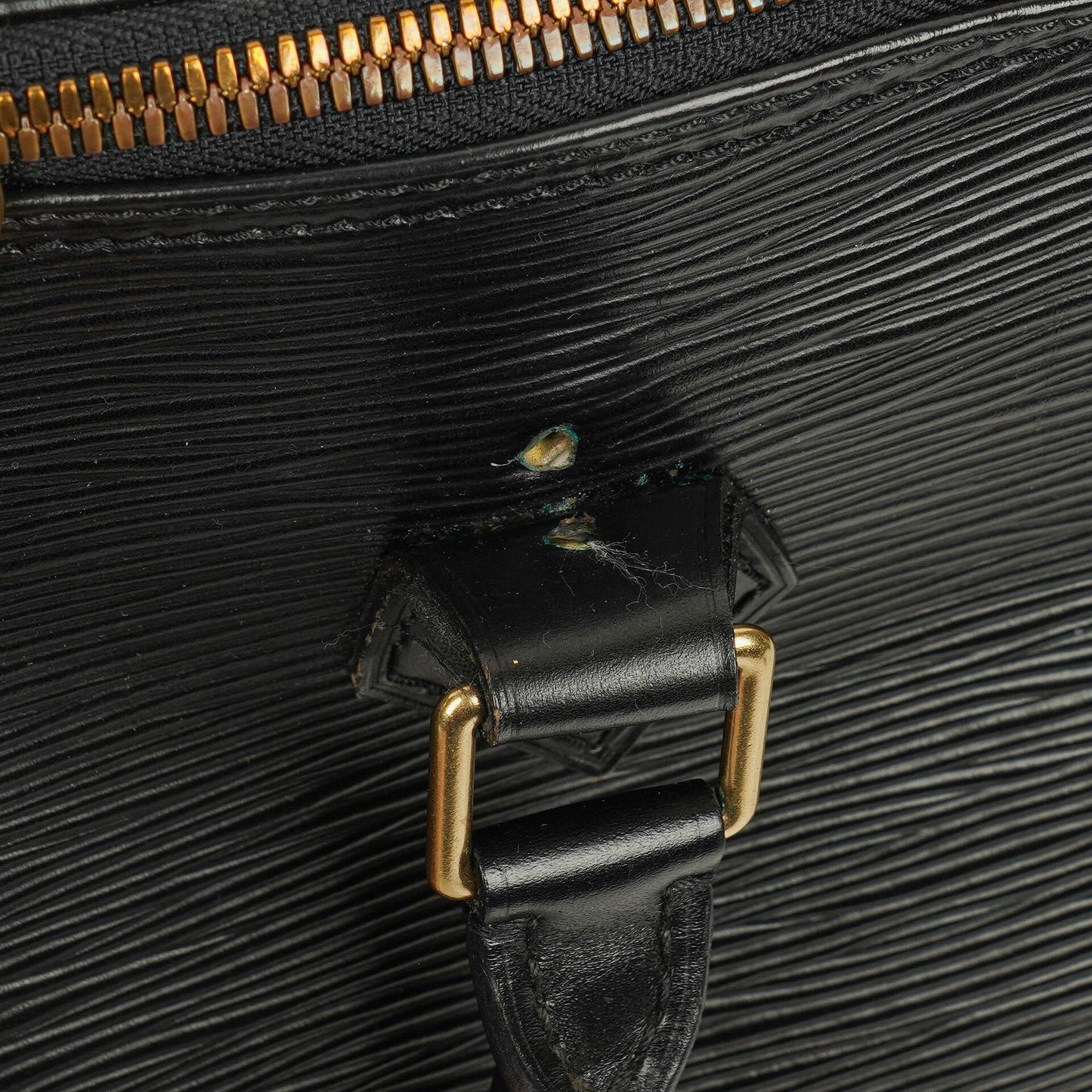 Louis Vuitton Alma PM Handtasche aus schwarzem Epi Leder