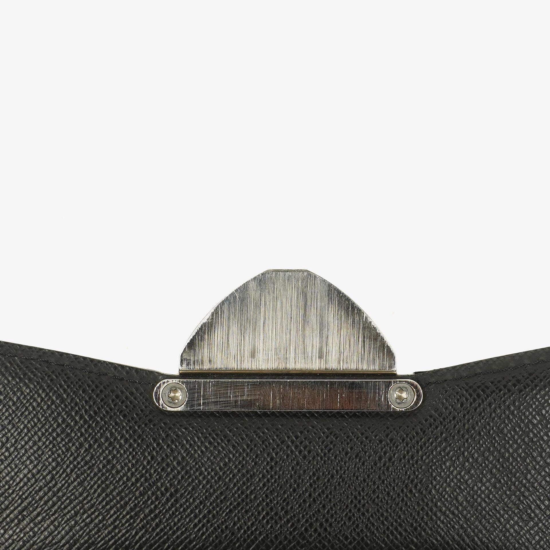 Louis Vuitton Eugenie Geldbörse aus schwarzem Epi Leder