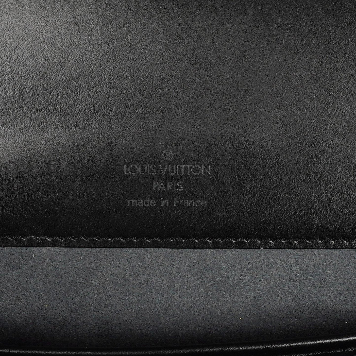 Louis Vuitton Nocturne GM Tasche aus schwarzem Epi Leder