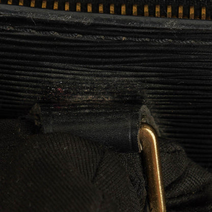 Louis Vuitton Sac Triangle Tasche aus schwarzem Epi-Leder