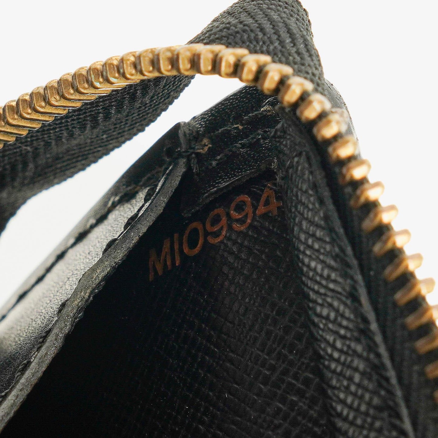 Louis Vuitton Sac Triangle Tasche aus schwarzem Epi-Leder