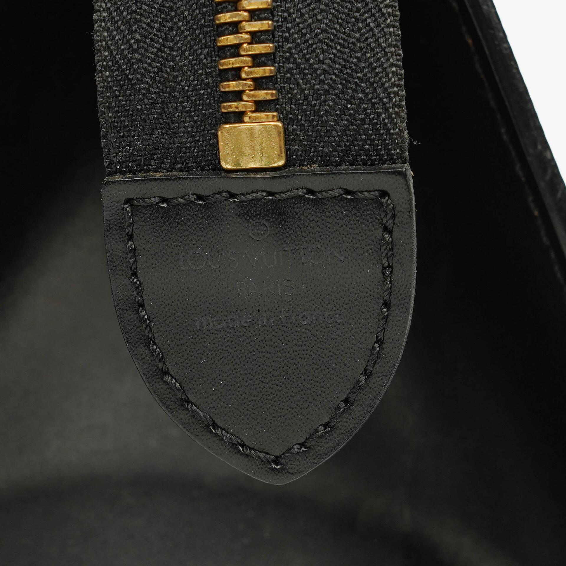 Louis Vuitton Sac Triangle Tasche aus schwarzem Epi-Leder