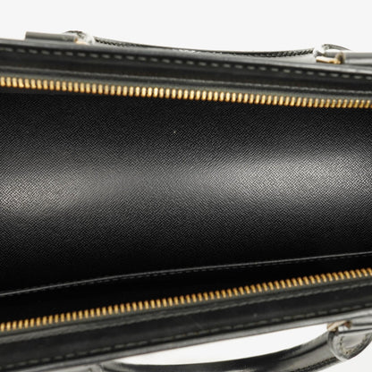 Louis Vuitton Sac Triangle Tasche aus schwarzem Epi-Leder