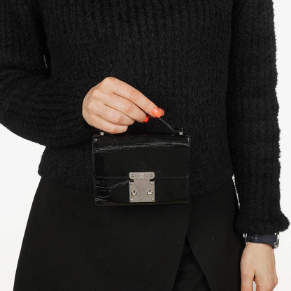 Louis Vuitton Schwarze Mini Monogram Glace Anouchka PM Clutch Tasche