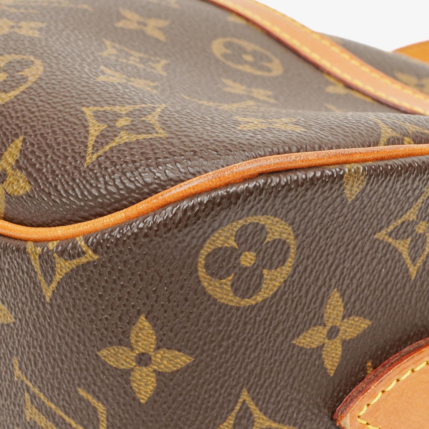 Louis Vuitton Blois Schultertasche aus Monogram Canvas
