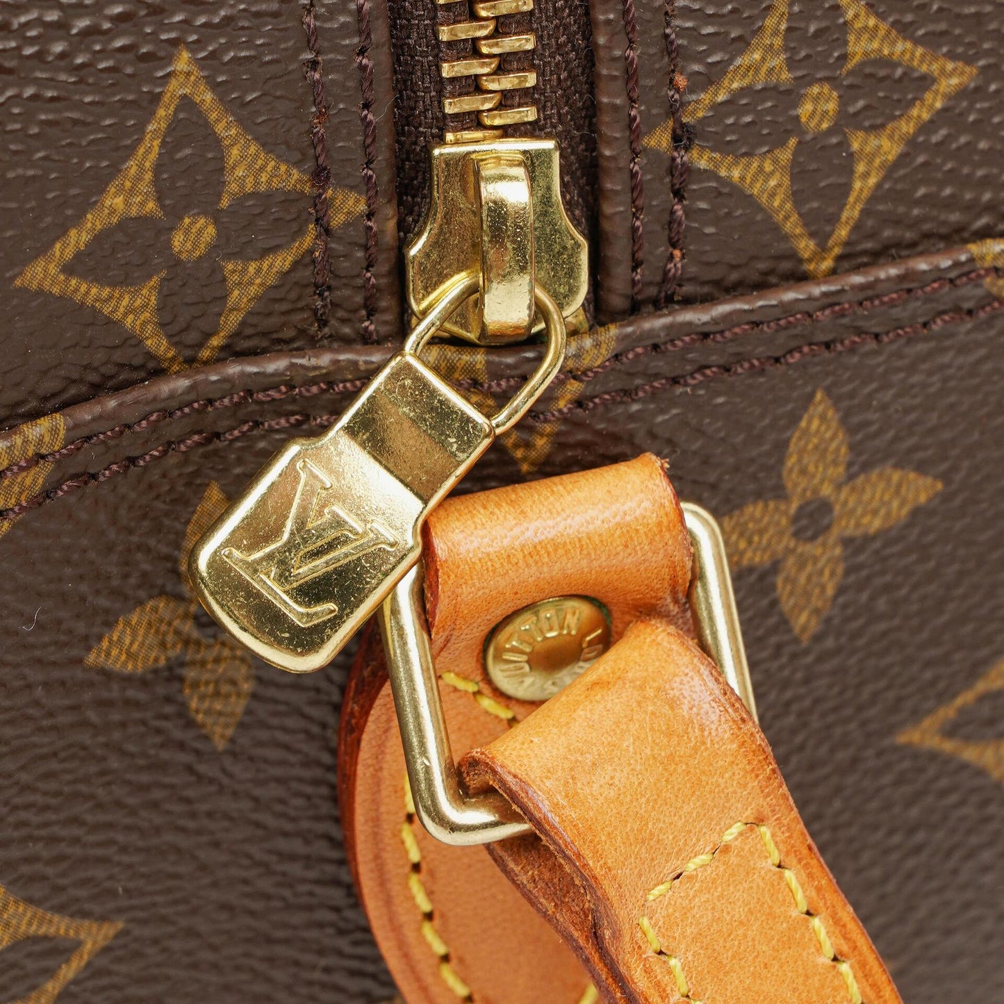 Louis Vuitton Blois Schultertasche aus Monogram Canvas