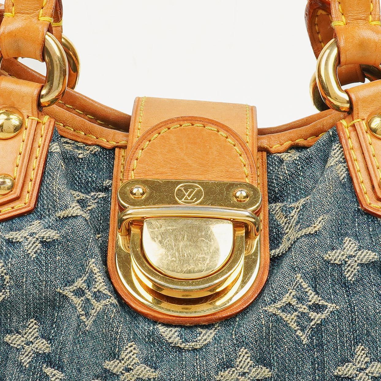 Louis Vuitton Pleaty Tasche aus blauem Monogram Denim