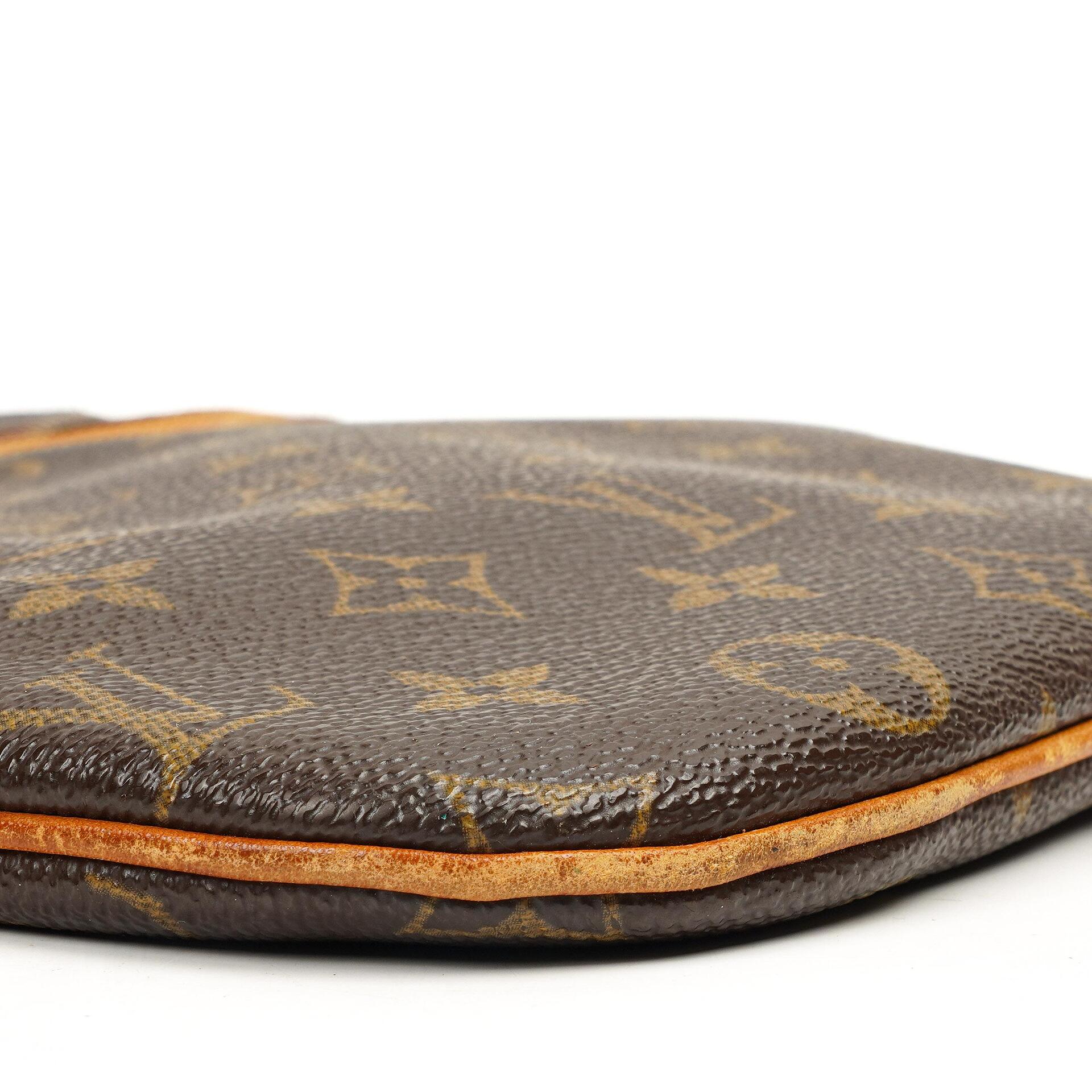 Louis Vuitton Bosphore Pochette Monogram Canvas Crossbody Bag