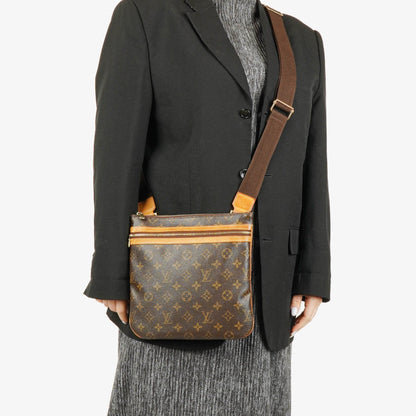 Louis Vuitton Bosphore Pochette Monogram Canvas Schultertasche