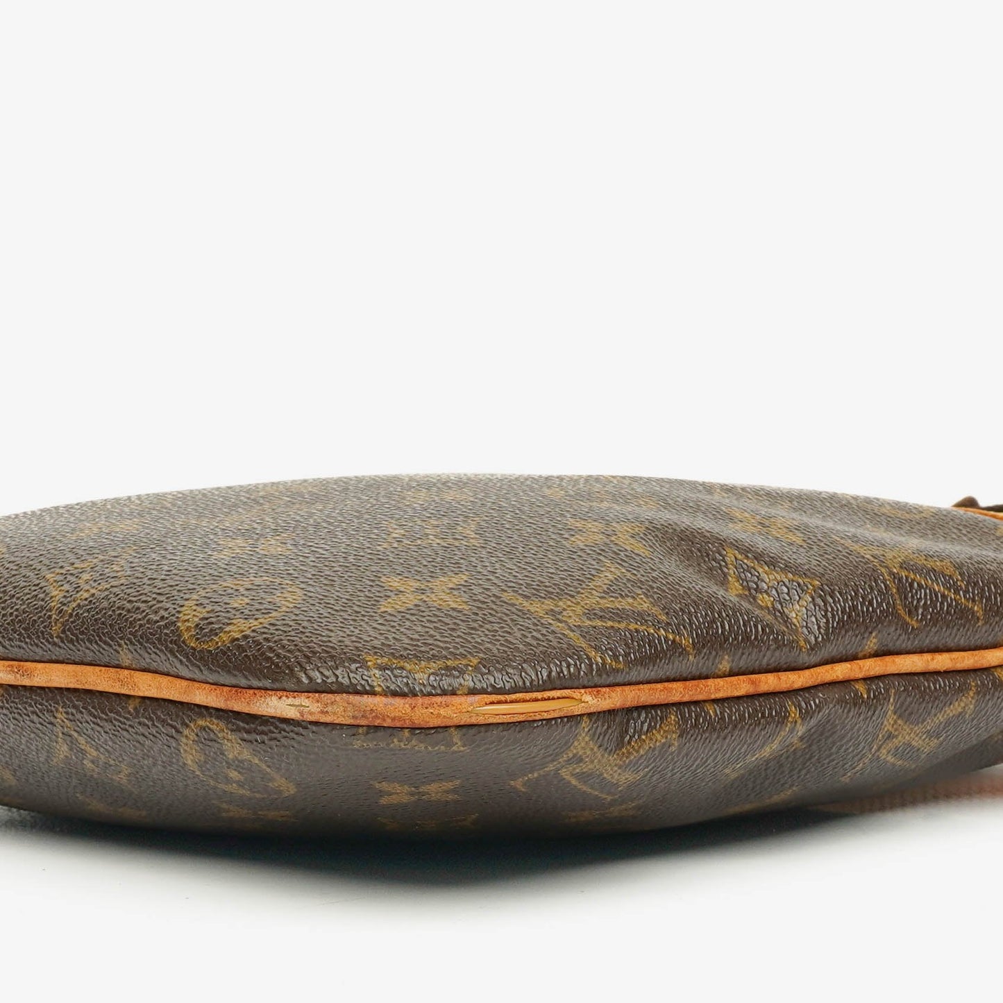 Louis Vuitton Bosphore Pochette Monogram Canvas Schultertasche