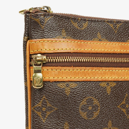 Louis Vuitton Bosphore Pochette Monogram Canvas Schultertasche