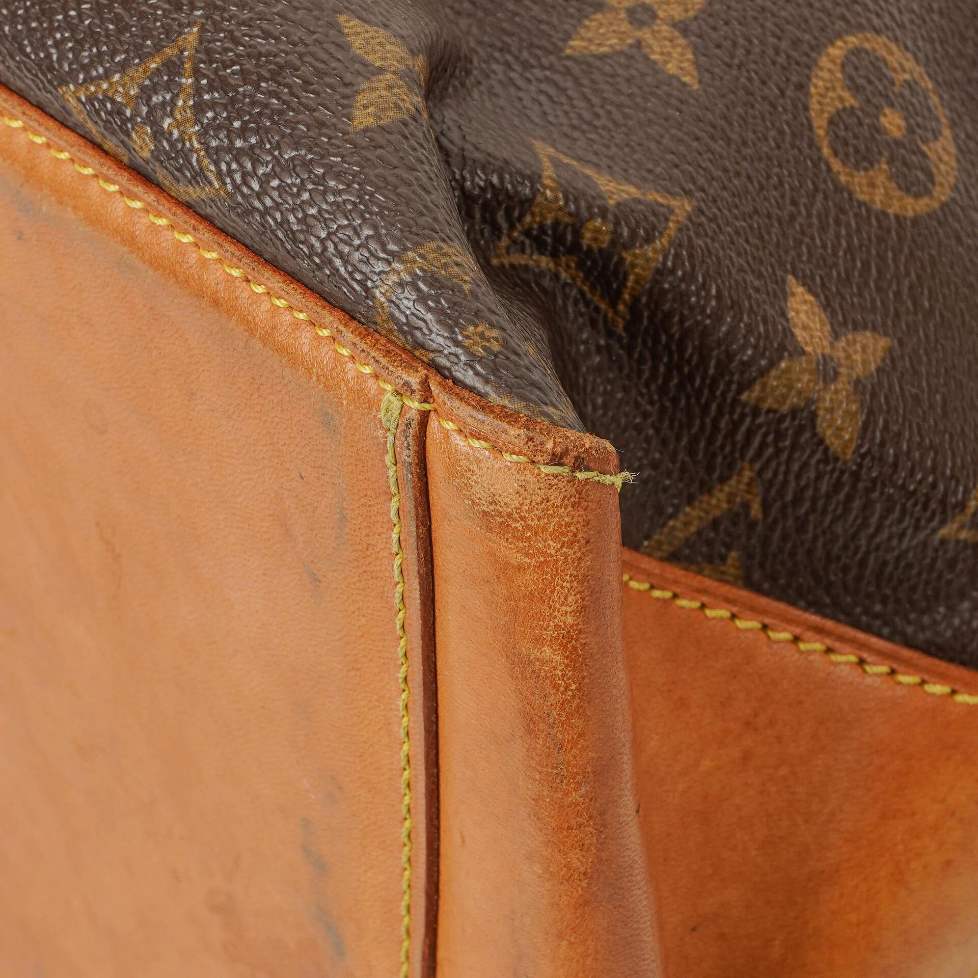 Louis Vuitton Cabas Mezzo Schultertasche aus Monogram Canvas
