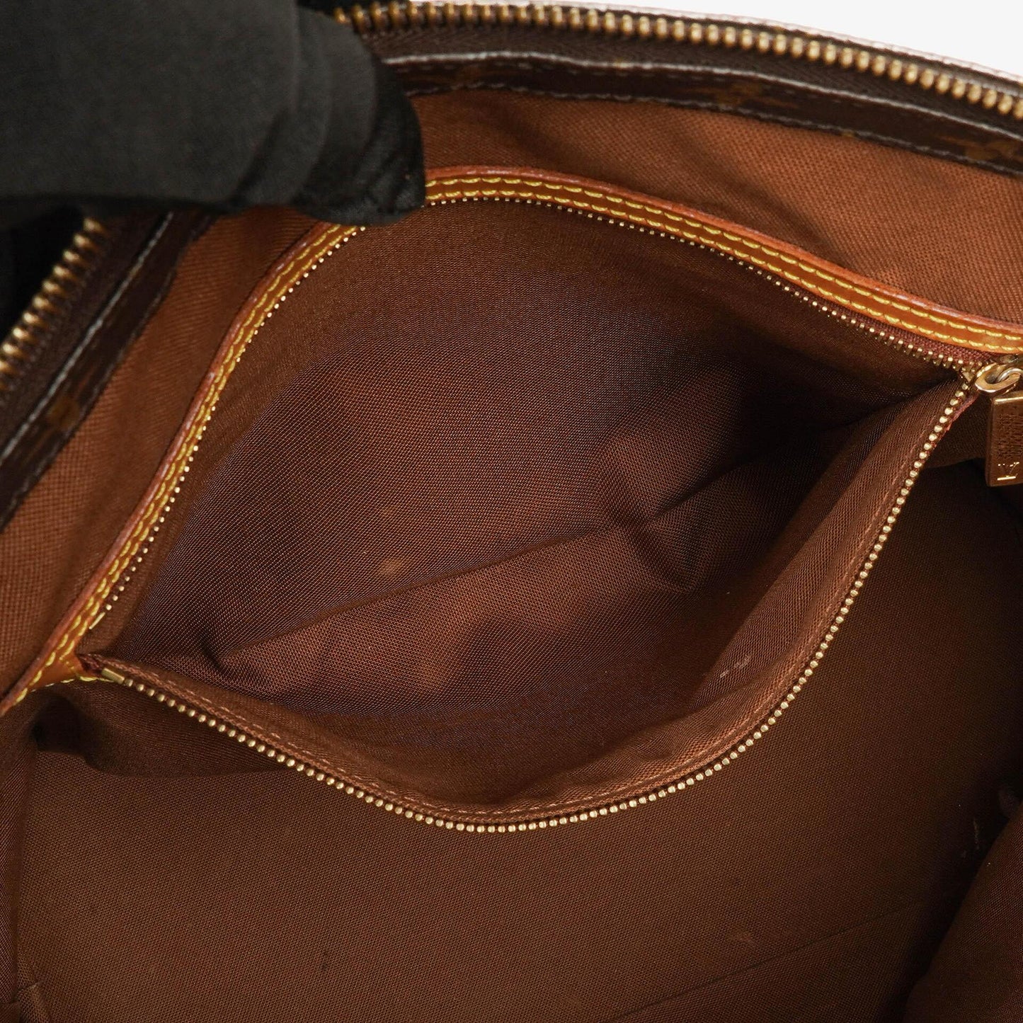 Louis Vuitton Cabas Mezzo Schultertasche aus Monogram Canvas
