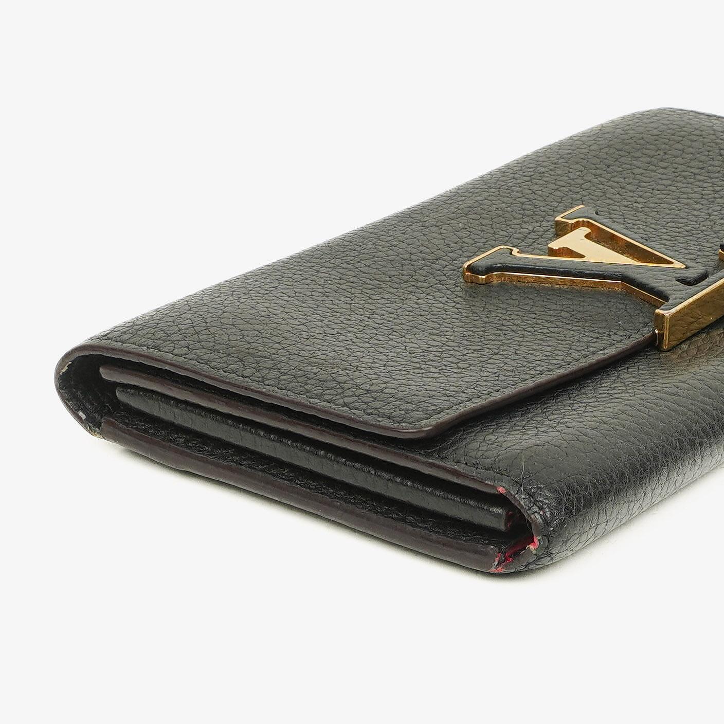Louis Vuitton Capucines Taurillon Geldbörse