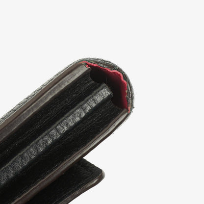 Louis Vuitton Capucines Taurillon Geldbörse