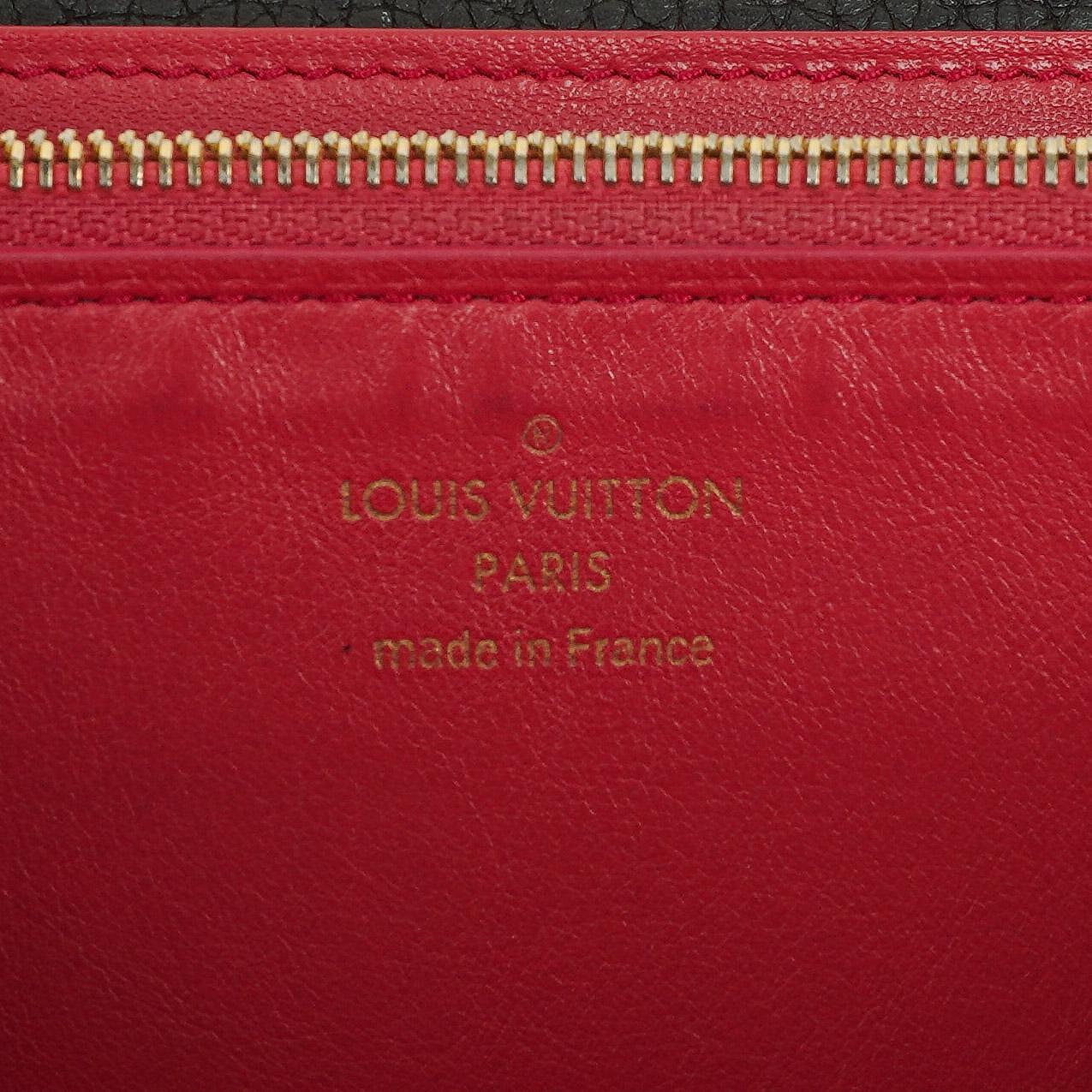 Louis Vuitton Capucines Taurillon Geldbörse