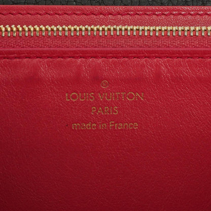 Louis Vuitton Capucines Taurillon Geldbörse