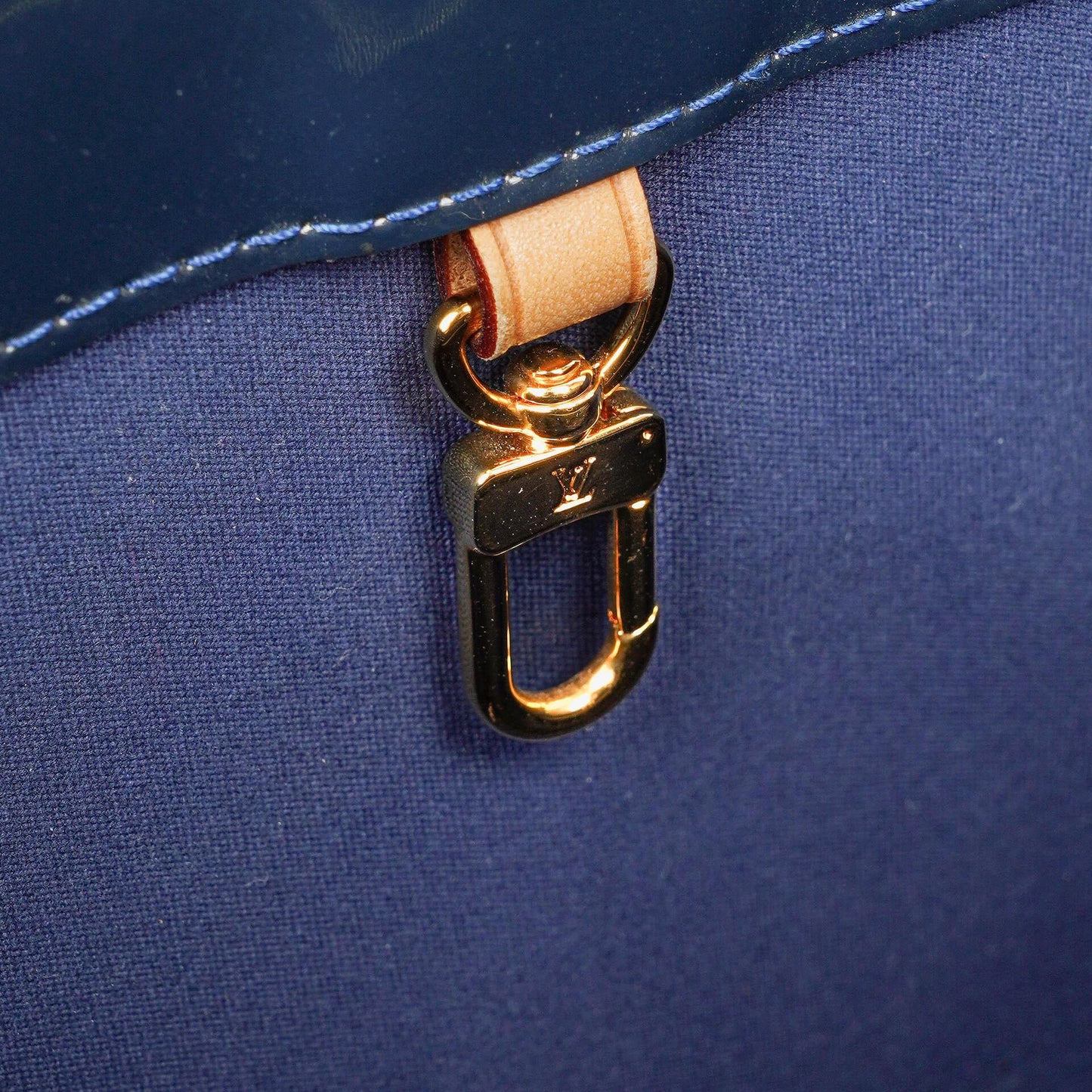 Louis Vuitton Catalina BB Tasche aus Vernis in Grand Blue