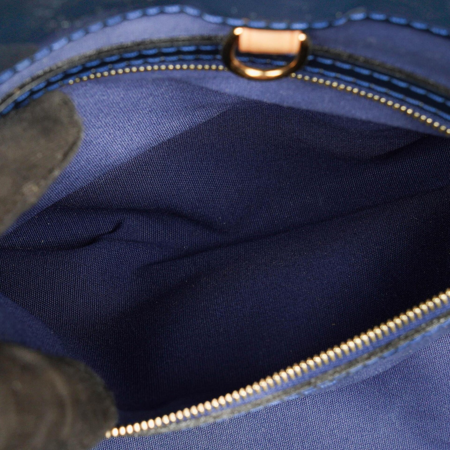 Louis Vuitton Catalina BB Tasche aus Vernis in Grand Blue
