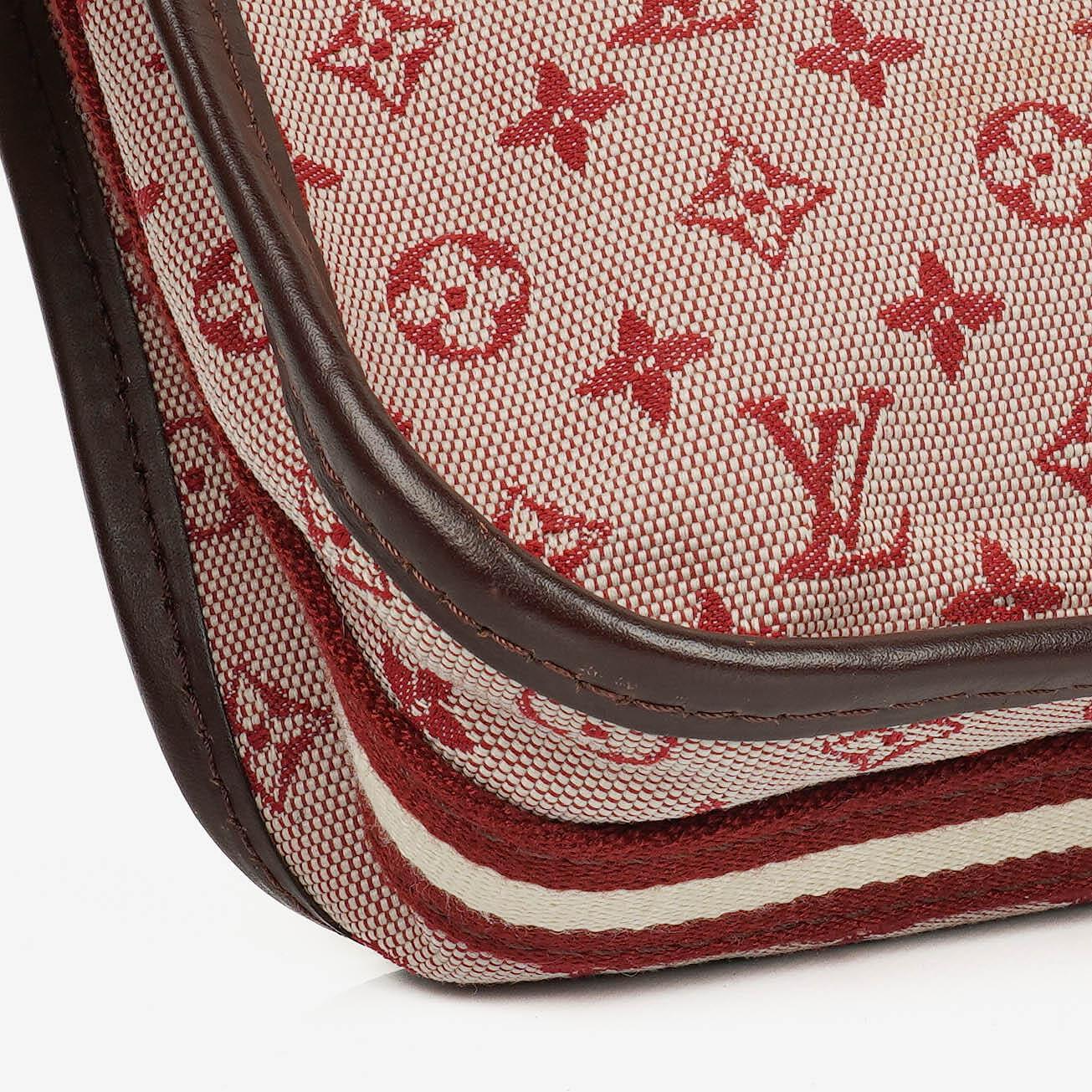 Louis Vuitton Cherry Monogram Mini Lin Pochette Kathleen Tasche