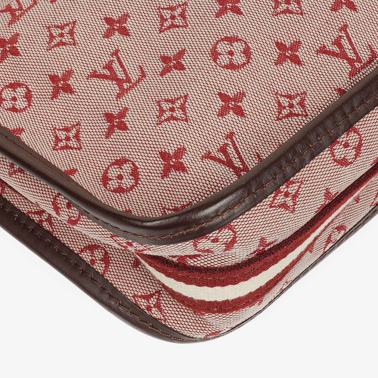Louis Vuitton Cherry Monogram Mini Lin Pochette Kathleen Tasche