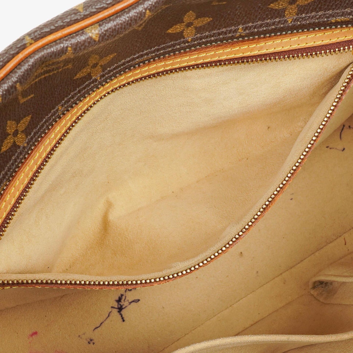 Louis Vuitton Cite GM Monogram Canvas Schultertasche