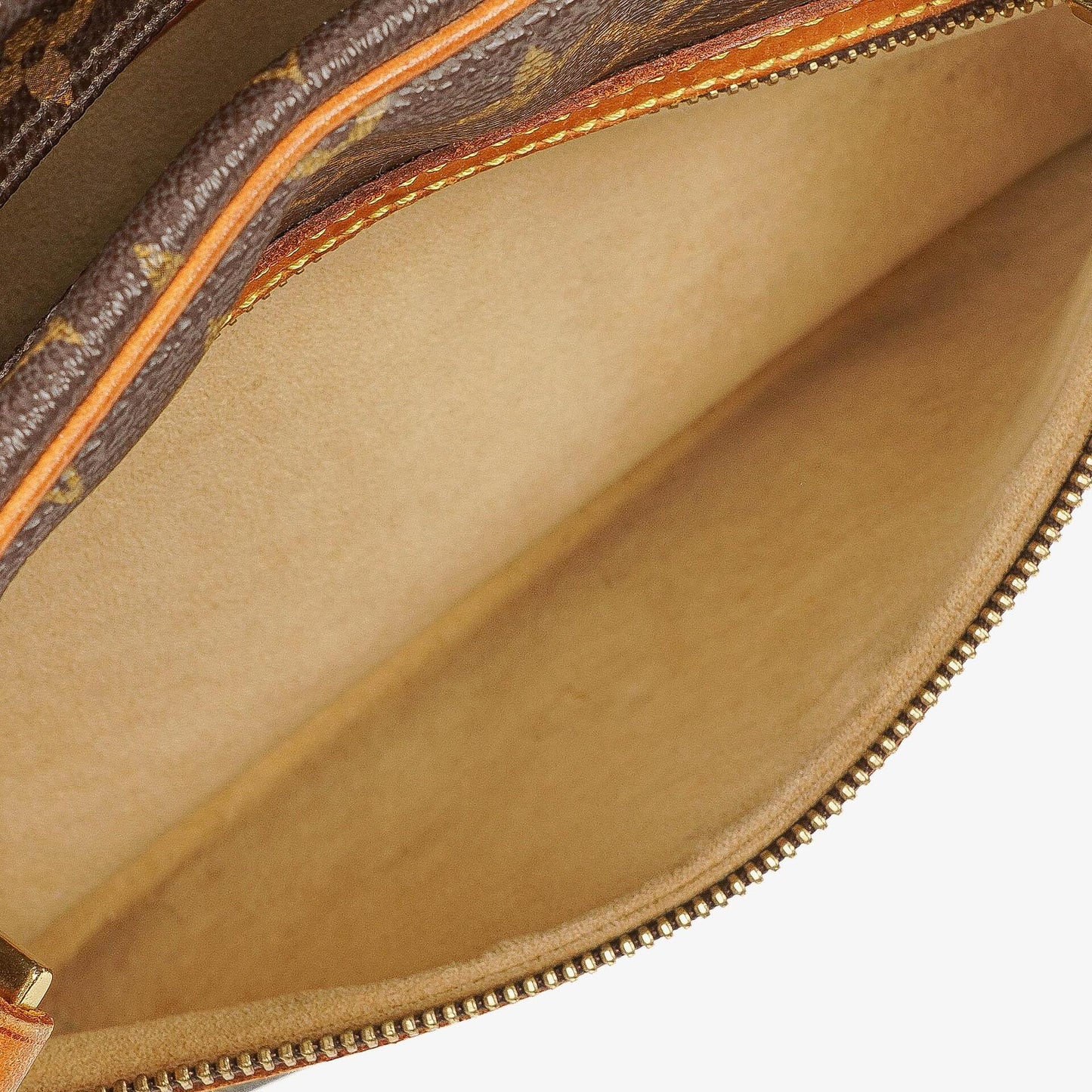 Louis Vuitton Cite GM Monogram Canvas Schultertasche