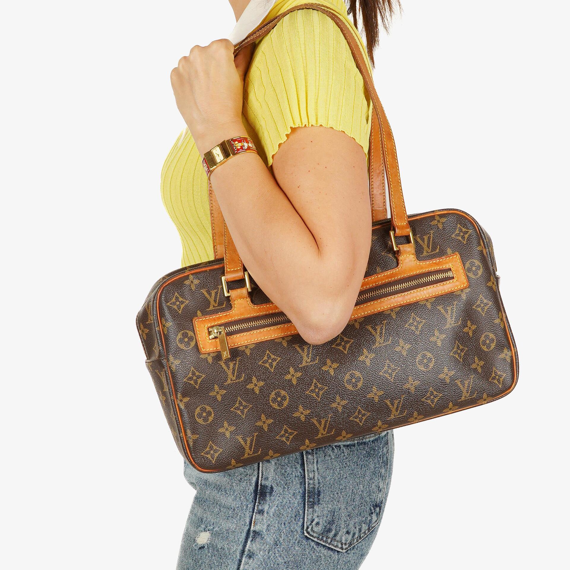 Louis Vuitton Cite GM Monogram Canvas Schultertasche