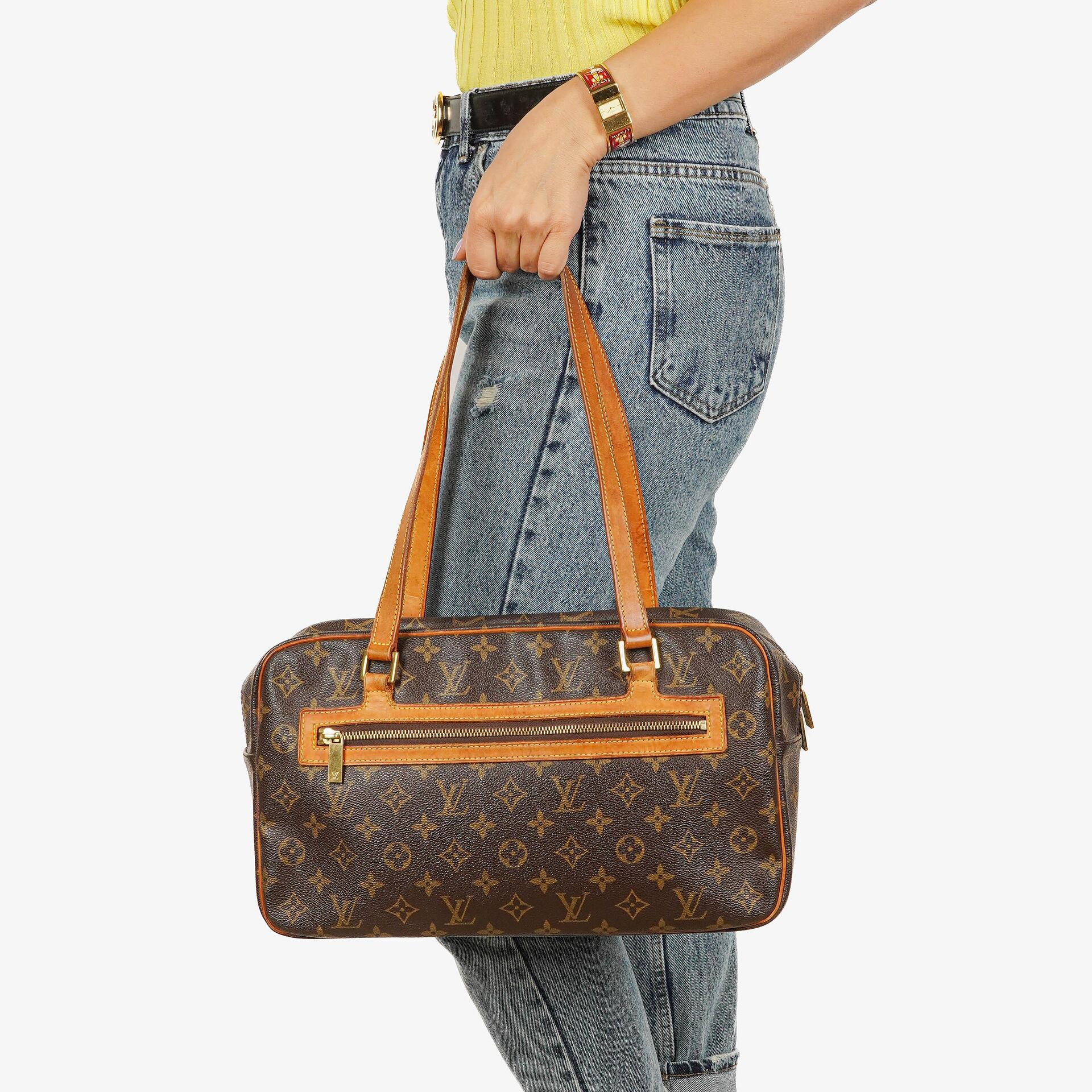 Louis Vuitton Cite GM Monogram Canvas Schultertasche