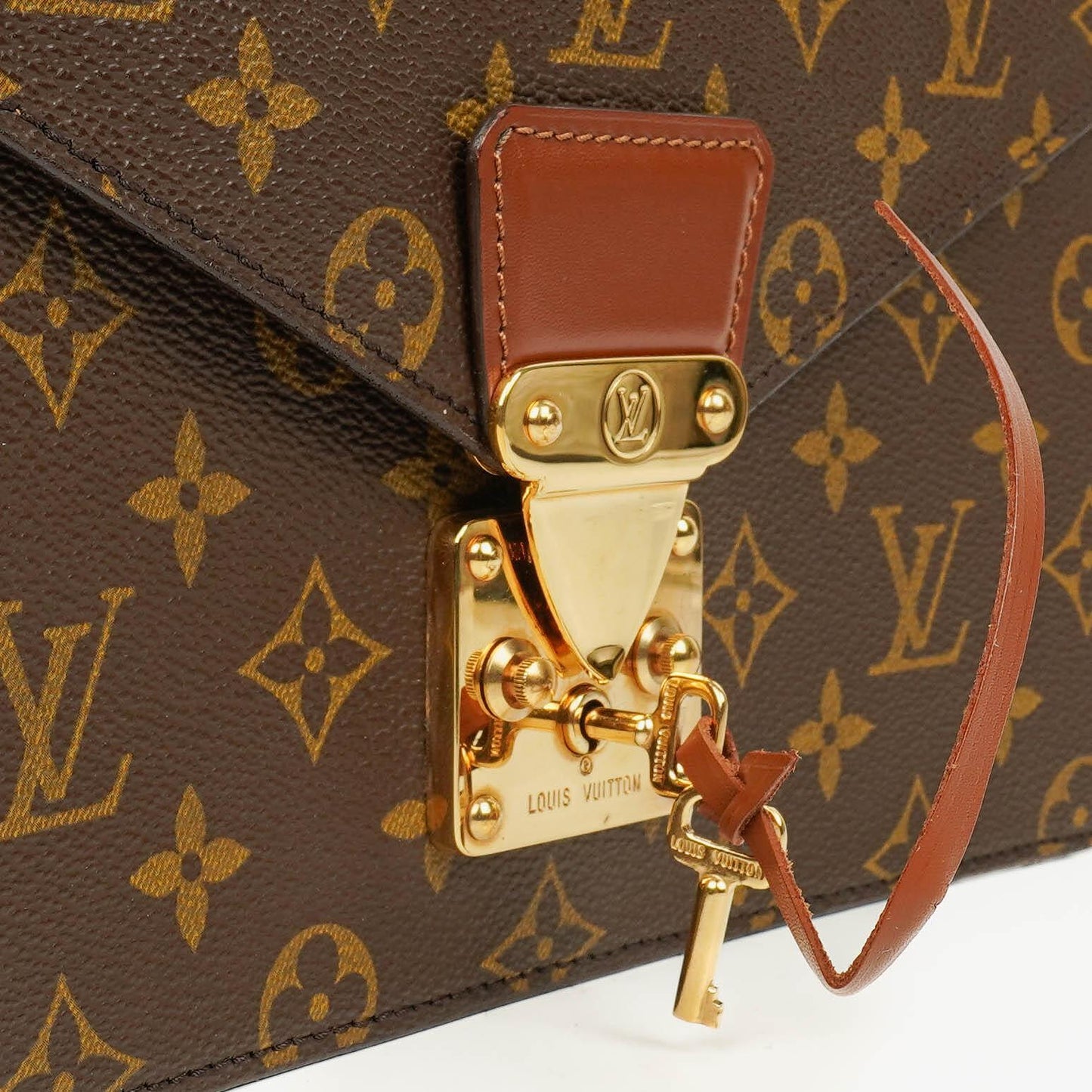 Louis Vuitton Concorde Tasche aus Monogram Canvas