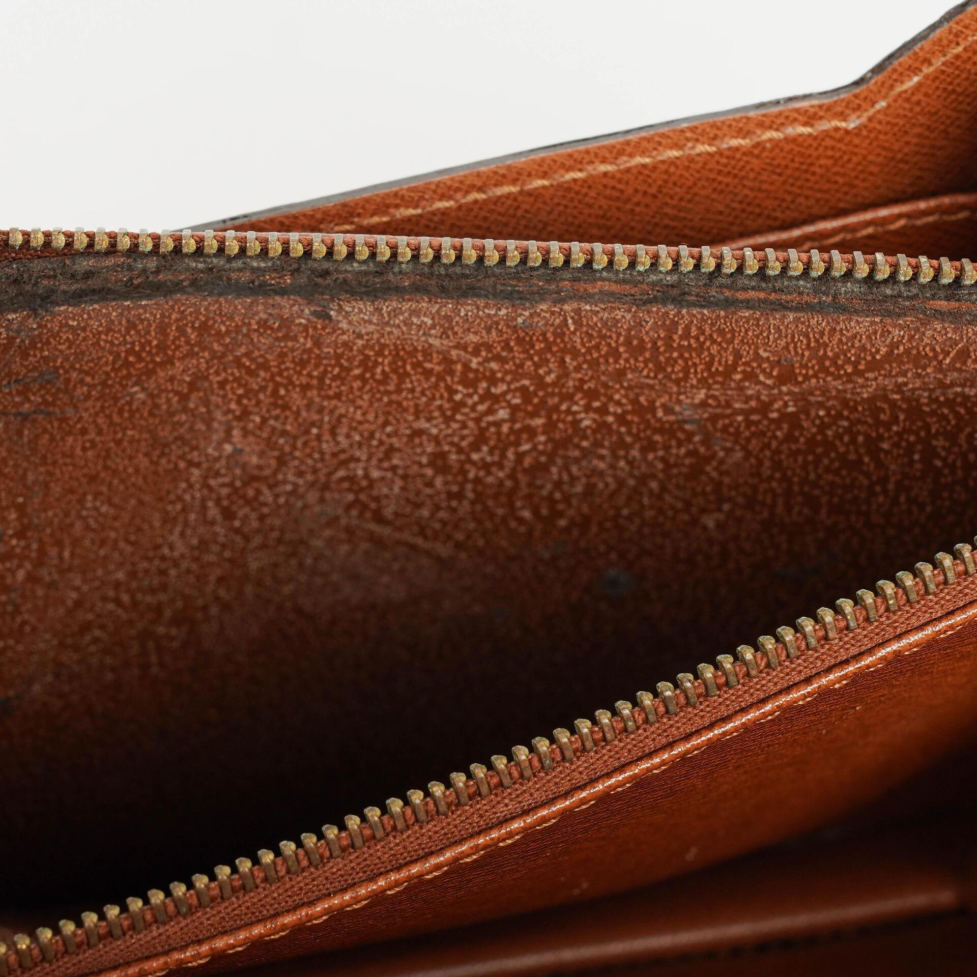 Louis Vuitton Concorde Tasche aus Monogram Canvas