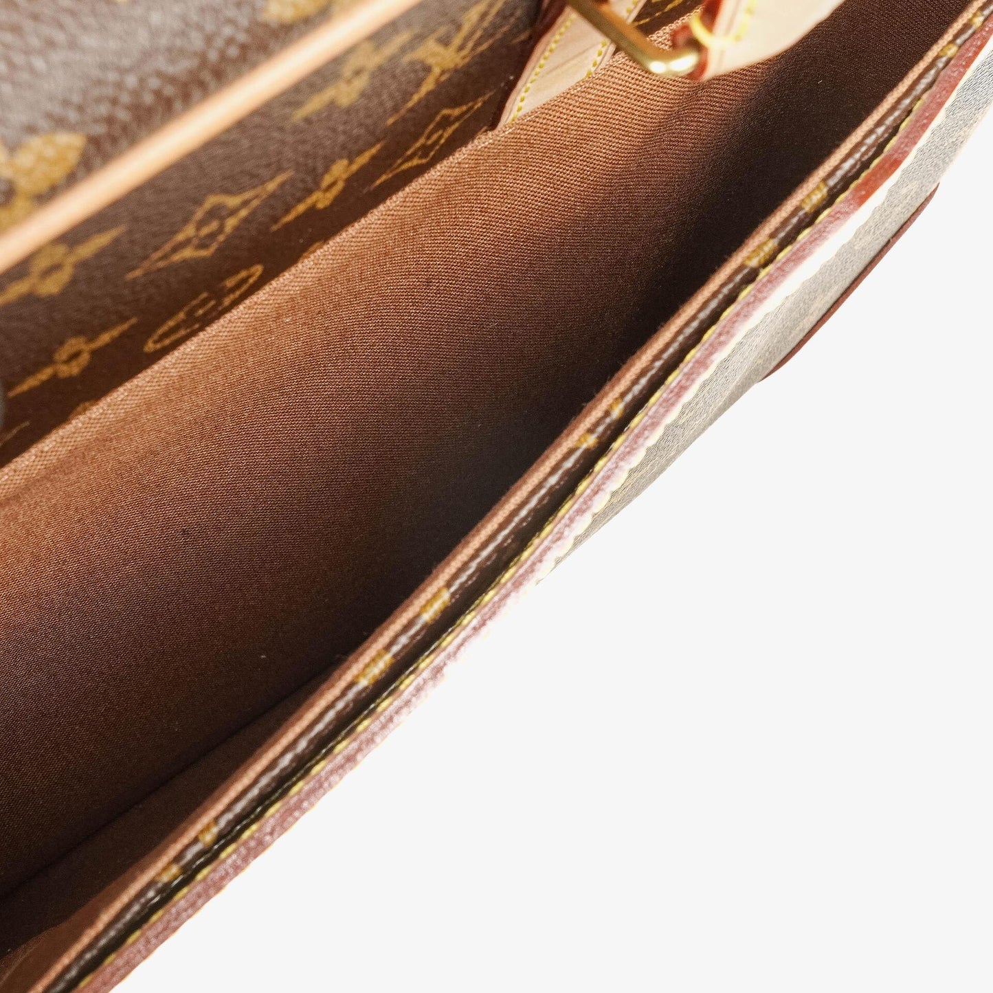 Louis Vuitton Cupertino Aktentasche aus Monogram Canvas