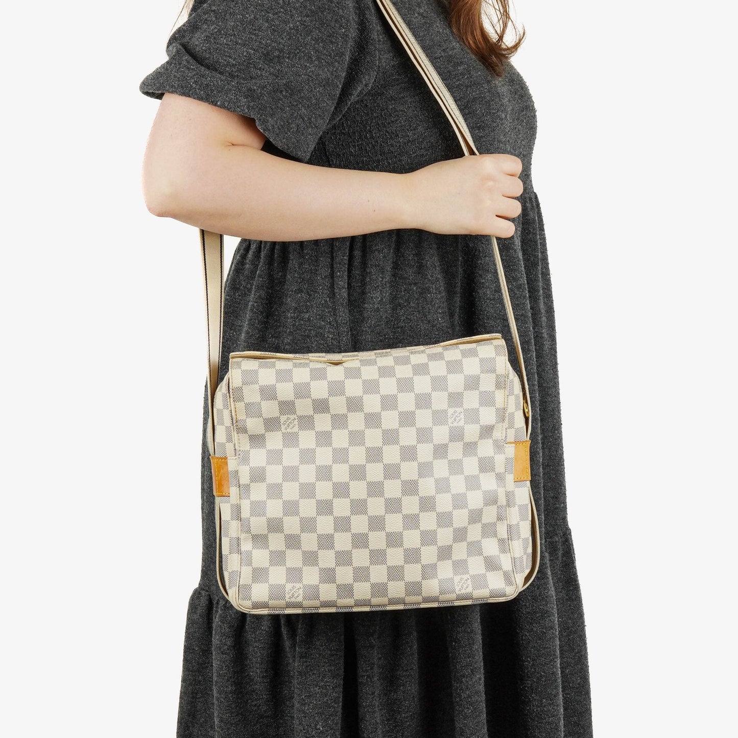 Louis Vuitton Naviglio Tasche aus Damier Azur