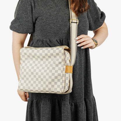 Louis Vuitton Naviglio Tasche aus Damier Azur