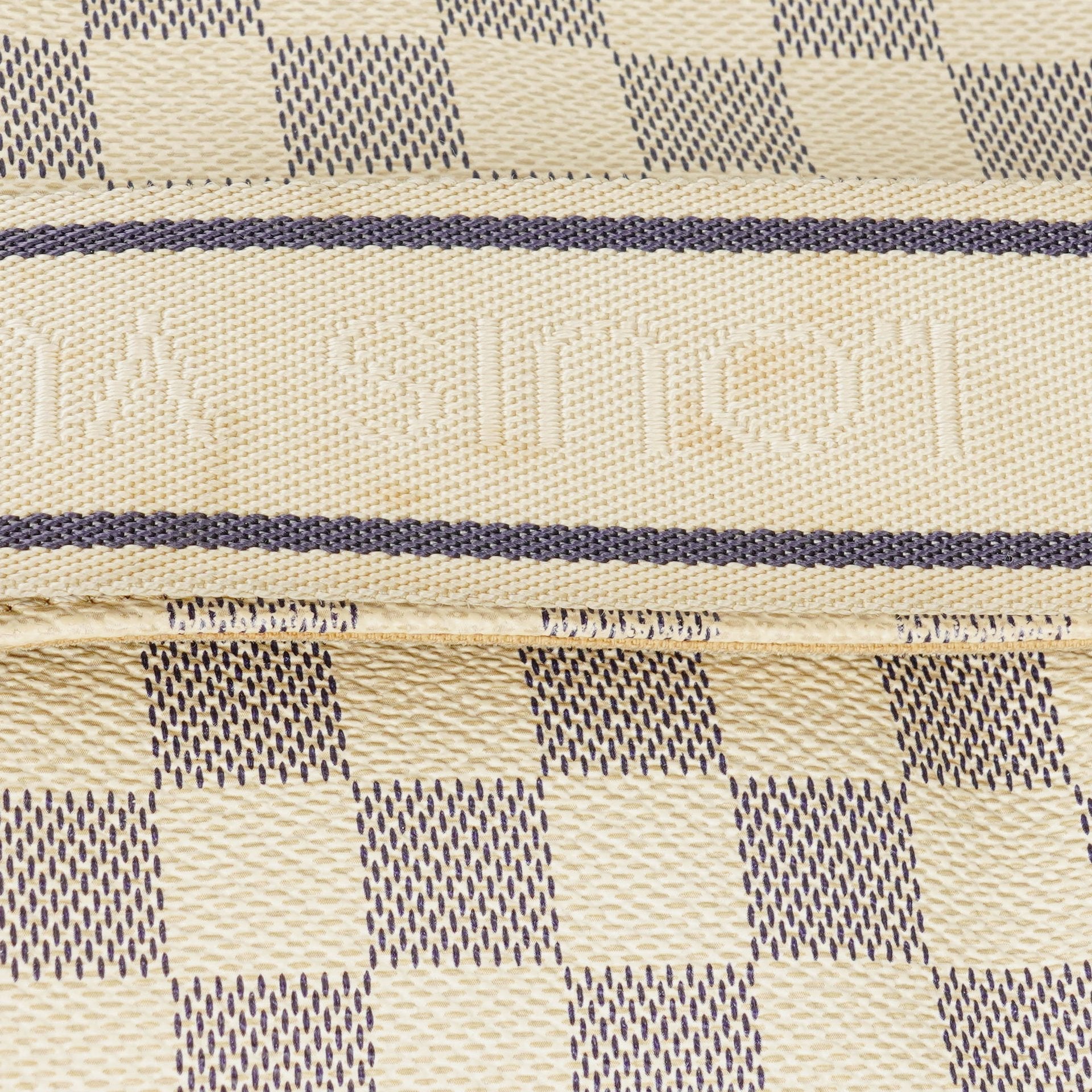 Louis Vuitton Naviglio Tasche aus Damier Azur
