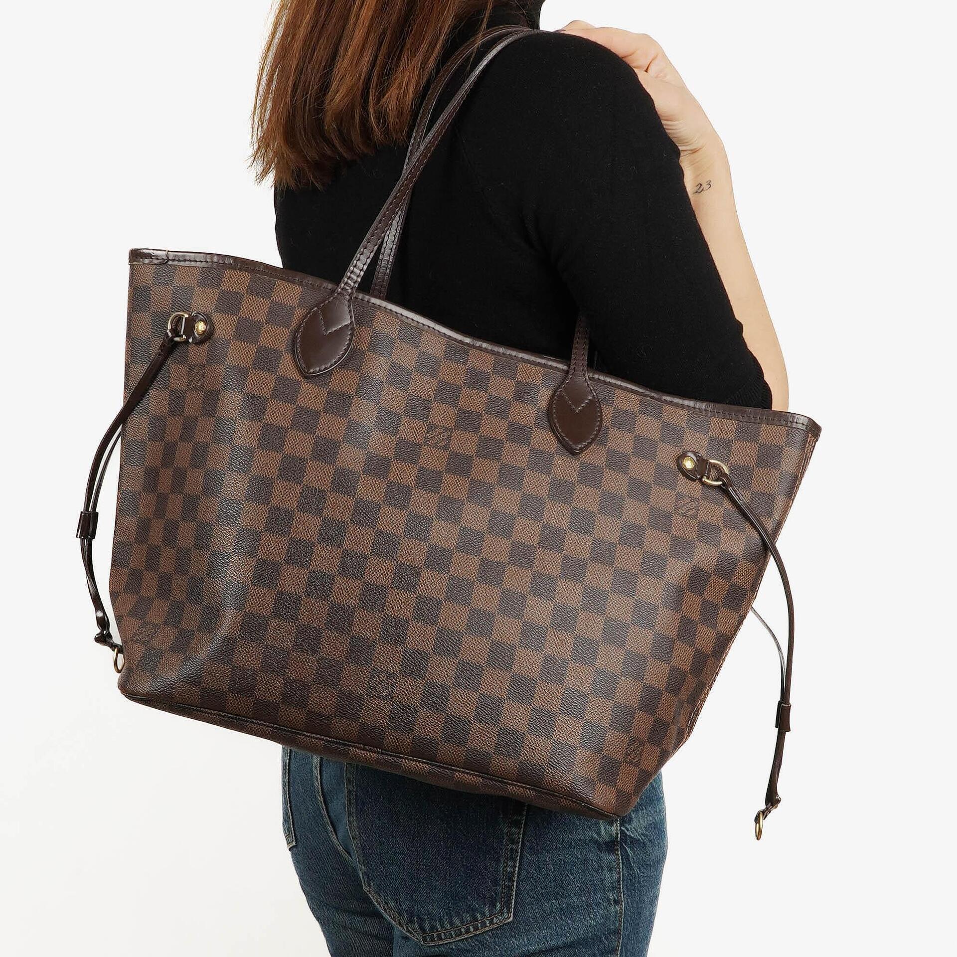 Louis Vuitton Neverfull MM Tragetasche aus beschichtetem Damier Ebene Canvas