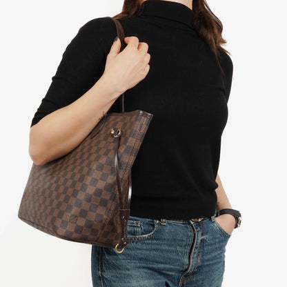 Louis Vuitton Neverfull MM Tragetasche aus beschichtetem Damier Ebene Canvas