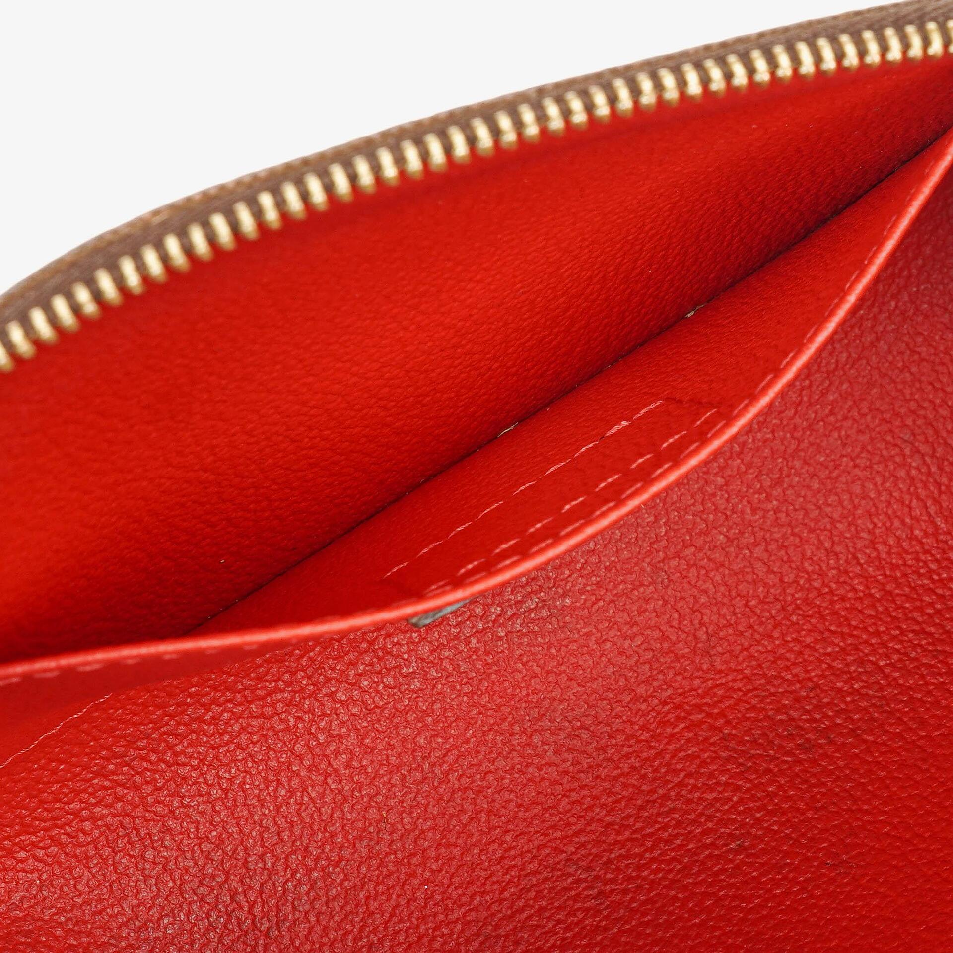 Louis Vuitton Kosmetiktasche aus Damier Ebene