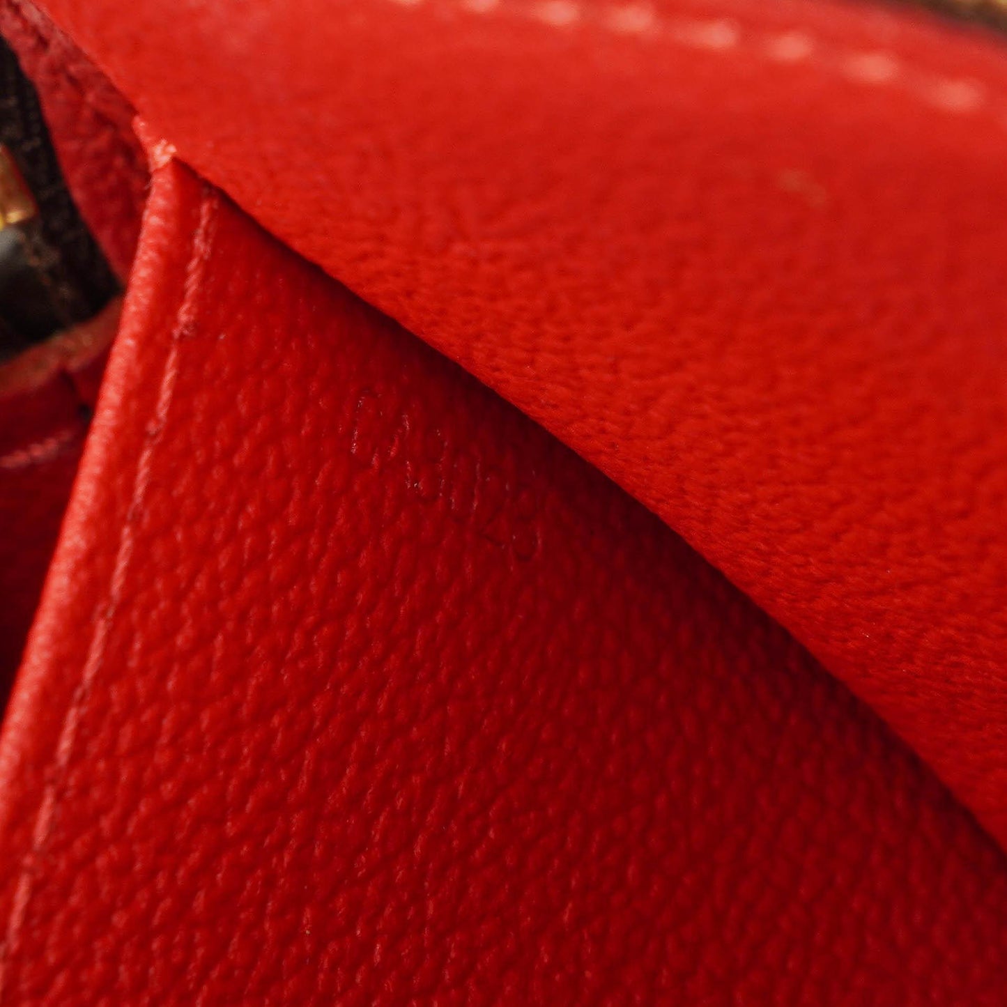 Louis Vuitton Kosmetiktasche aus Damier Ebene