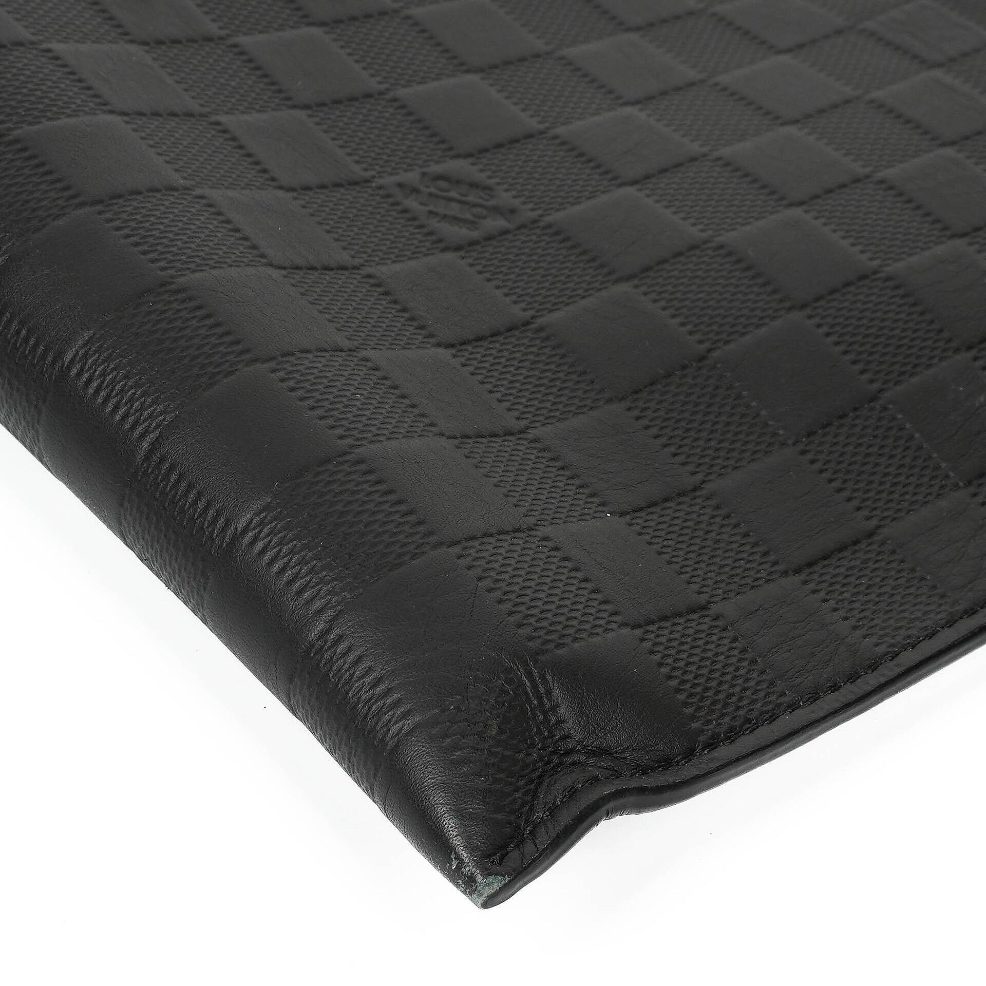 Louis Vuitton Damier Infini Discovery Pochette GM Onyx